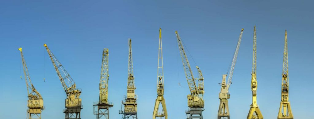 Grues dans le port d'Anvers